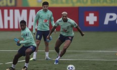 开云体育官方网站-巴西队备战国际足球比赛，全队状态良好的简单介绍