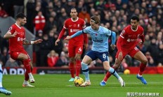 开云官网-利物浦主场击败阿森纳，争冠前景渐入佳境