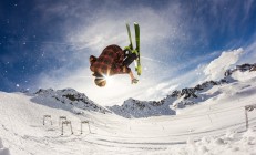 开云体育app-克莱·汤普森跨越时空的三分绝杀，当国王队客串战胜浙江广厦