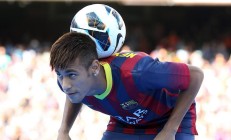 开云体育-更衣室战术板上的另一种锁死，当伊布的智慧点燃比利时的暗火