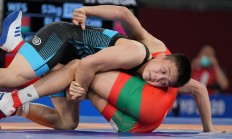 开云APP-关于澳大利亚女子摔跤选手大胆对抗，成功晋级半决赛的信息