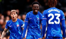 开云体育-切尔西主场击败西汉姆联，继续追赶曼城