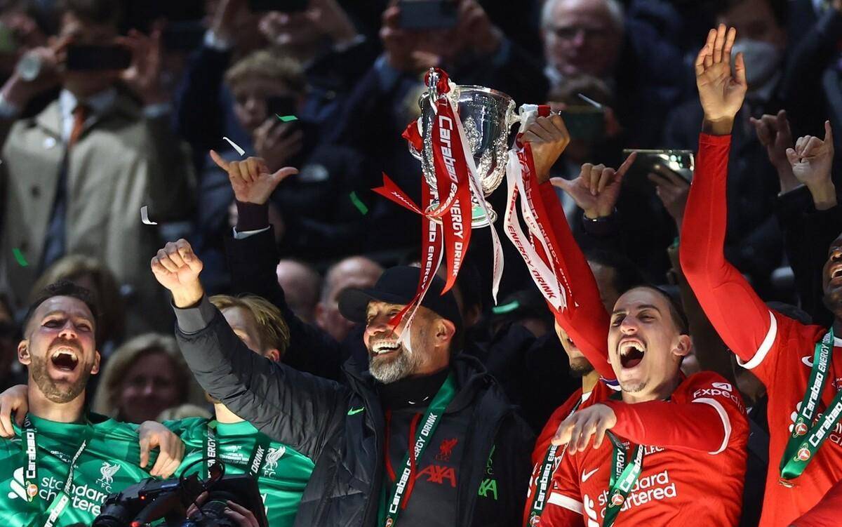 利物浦大胜拜仁慕尼黑，跻身前四！