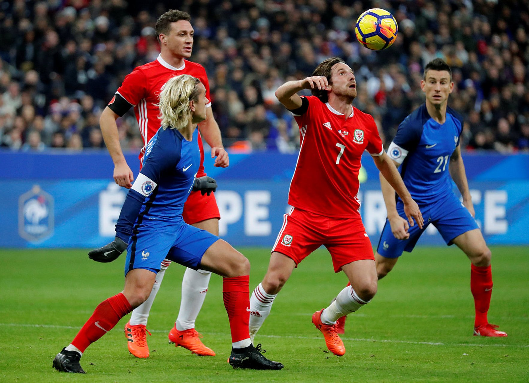 克罗地亚队夺冠热门,欧预赛表现抢眼 克罗地亚队夺冠热门,欧预赛表现抢眼