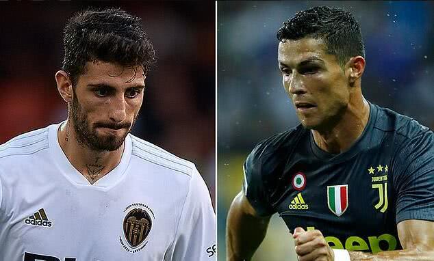 瓦伦西亚逆袭晋级，淘汰尤文图斯成功