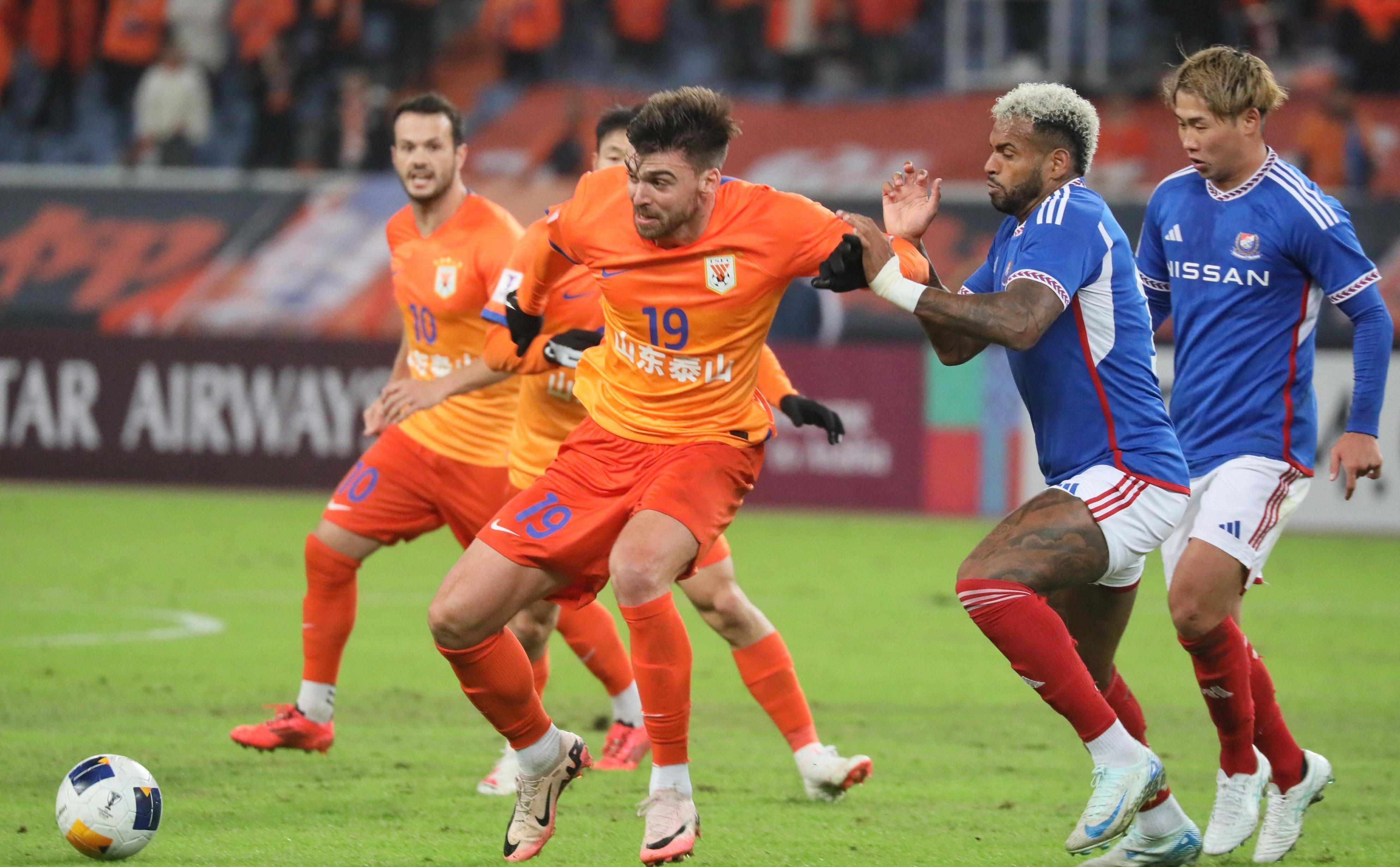 横滨水手士气爆棚，实现双杀