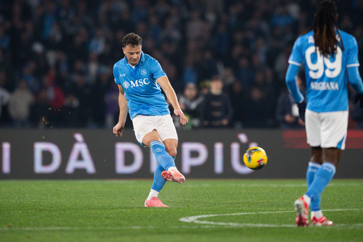 那不勒斯全队表现糟糕,输给对手无力回天 那不勒斯全队表现糟糕,输给对手无力回天