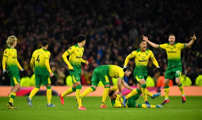 诺里奇遭遇连败，降级危机严重