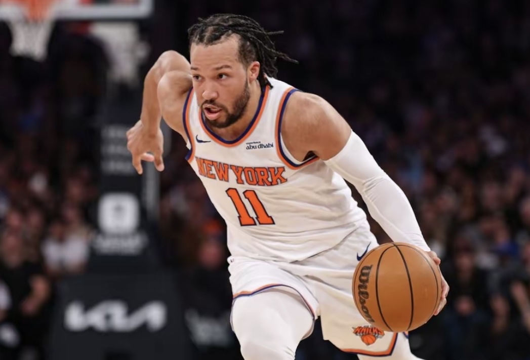 火箭队大胜尼克斯队，赢得比赛