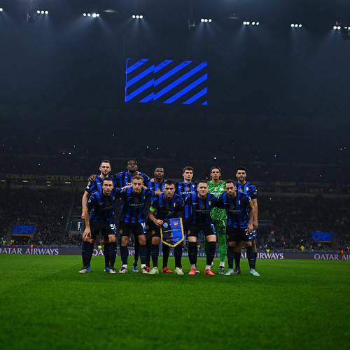 欧洲豪门球队对决一触即发!场面惊心动魄 欧洲豪门球队对决一触即发!场面惊心动魄