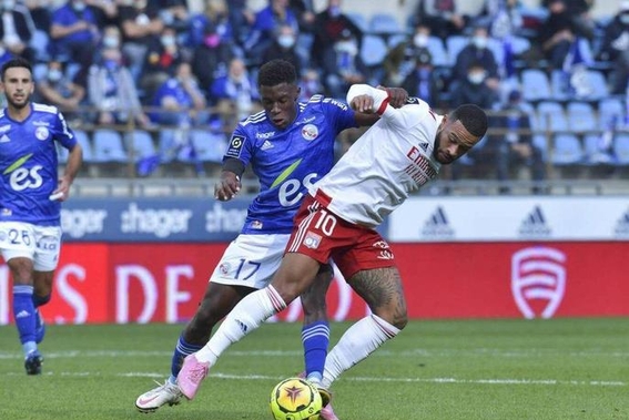 里昂客场遭遇惨败,连续三轮不胜 里昂客场遭遇惨败,连续三轮不胜