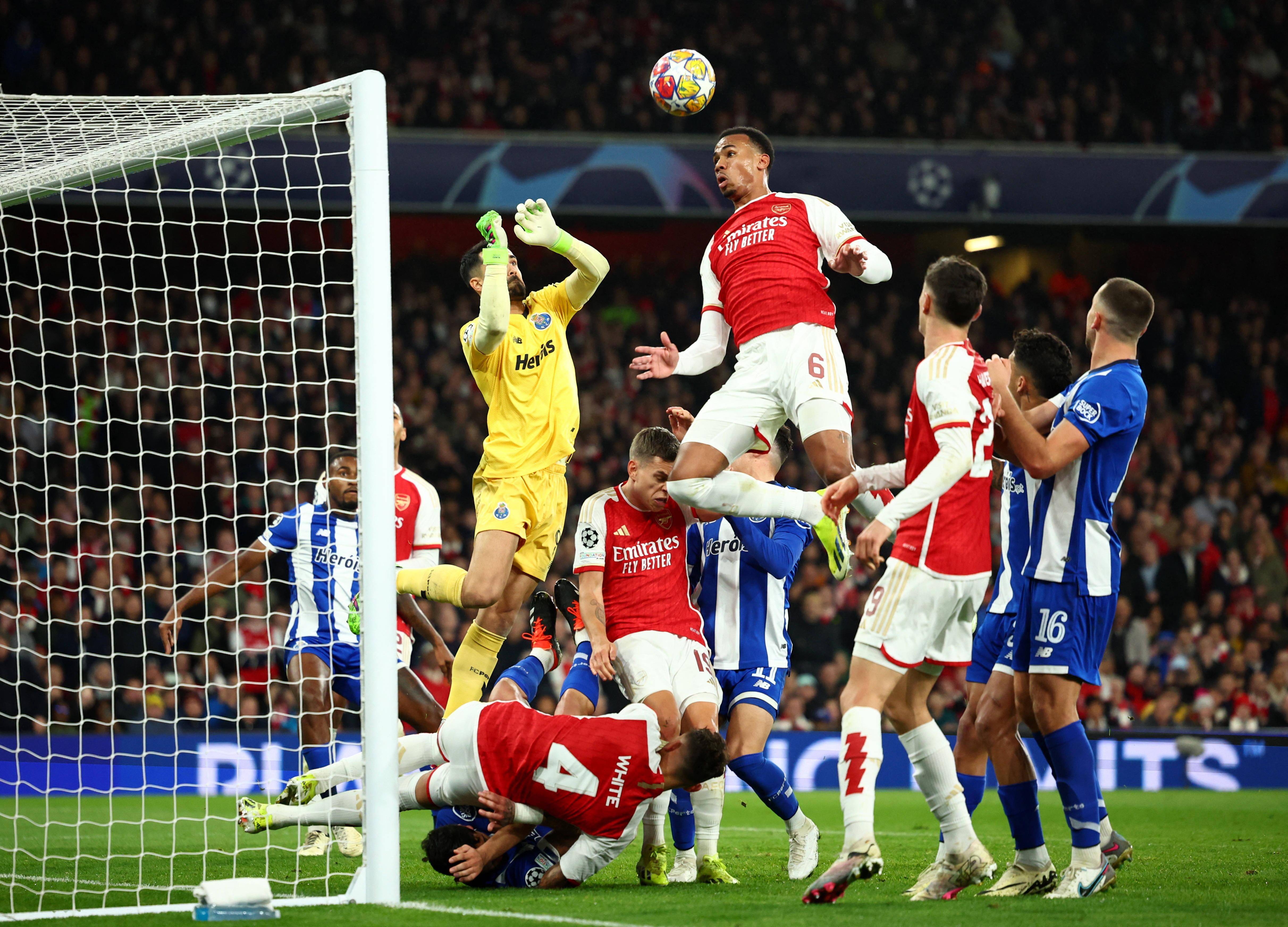 瑞士棒球队在激烈比赛中取得胜利