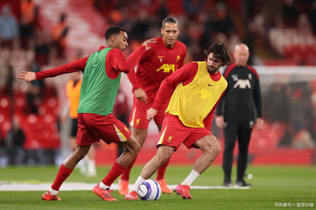 利物浦球员调整战术，备战欧洲赛事