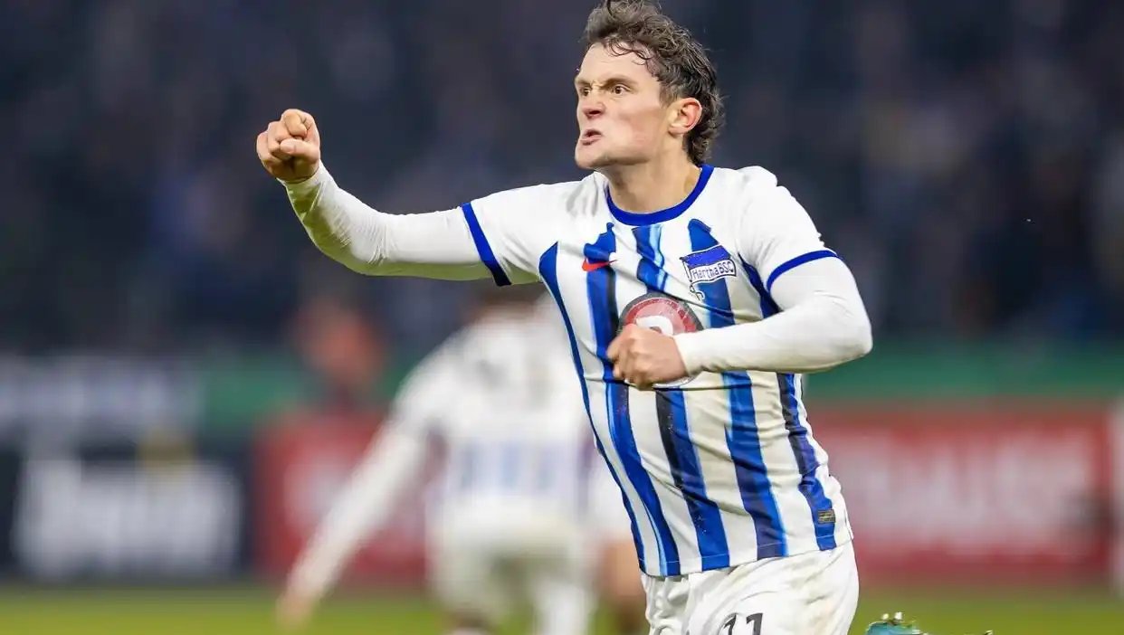 柏林赫塔队在比赛中踢出抢眼表现