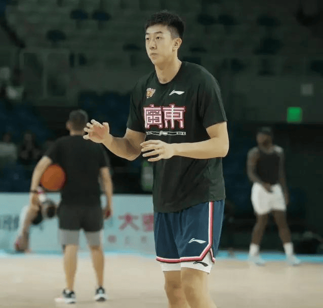 江苏男篮惨败，挖掘问题根源！的简单介绍