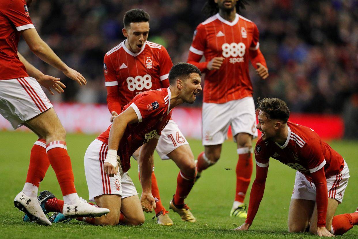 包含曼联客场小胜南安普敦,欧冠出线形势继续走强的词条 包含曼联客场小胜南安普敦,欧冠出线形势继续走强的词条