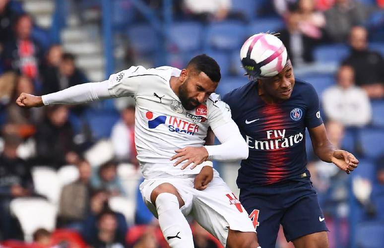 亚眠队再度在主场获胜,稳居积分榜前列的简单介绍 亚眠队再度在主场获胜,稳居积分榜前列的简单介绍