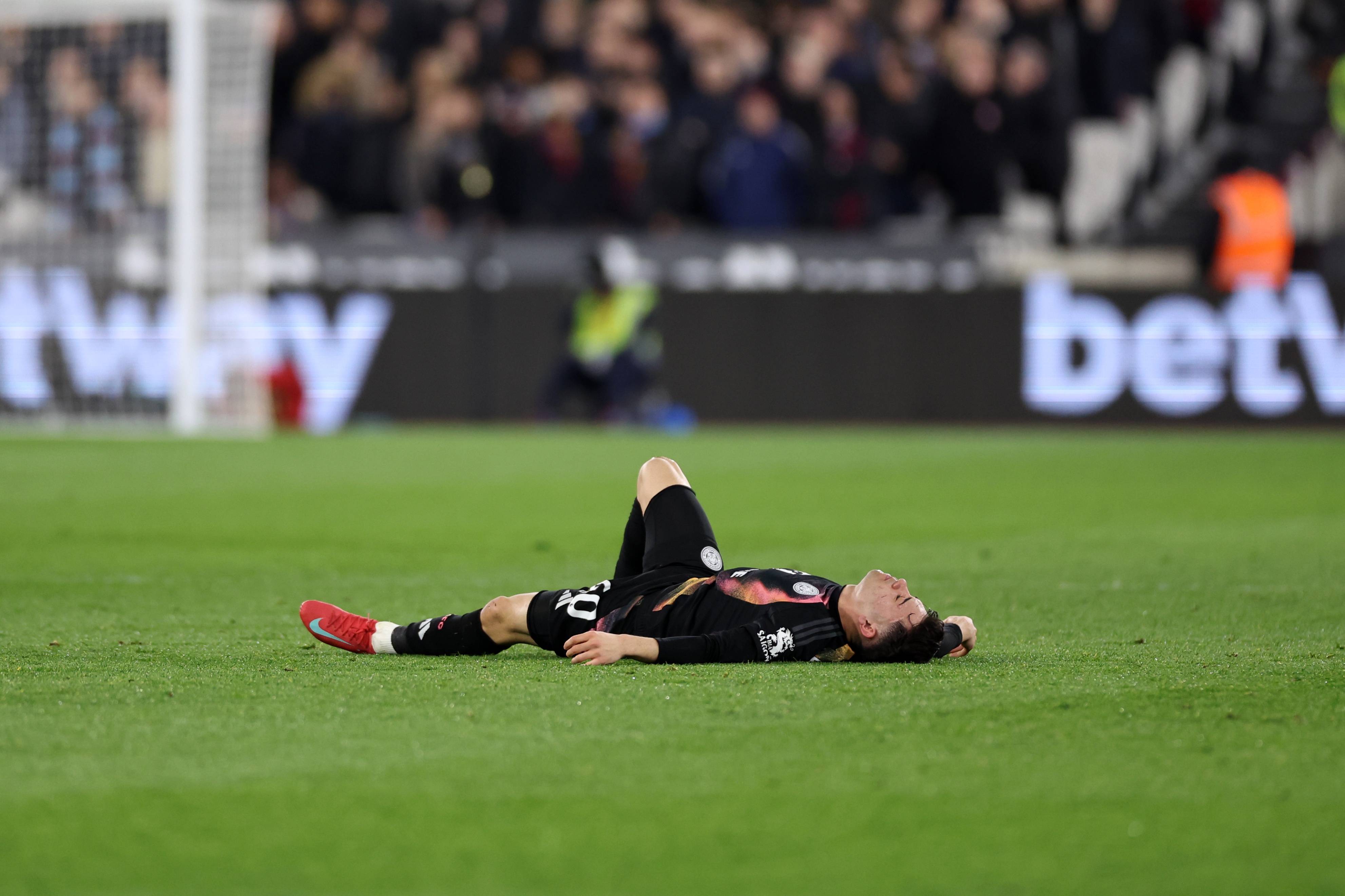 利兹联客战西汉姆，力争英超保级的简单介绍