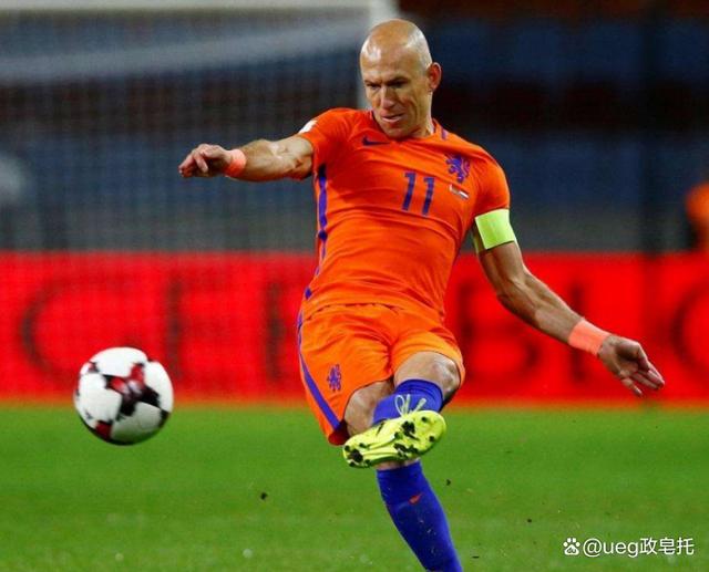 荷兰队遭遇惨败，欧预赛前景一片黑暗