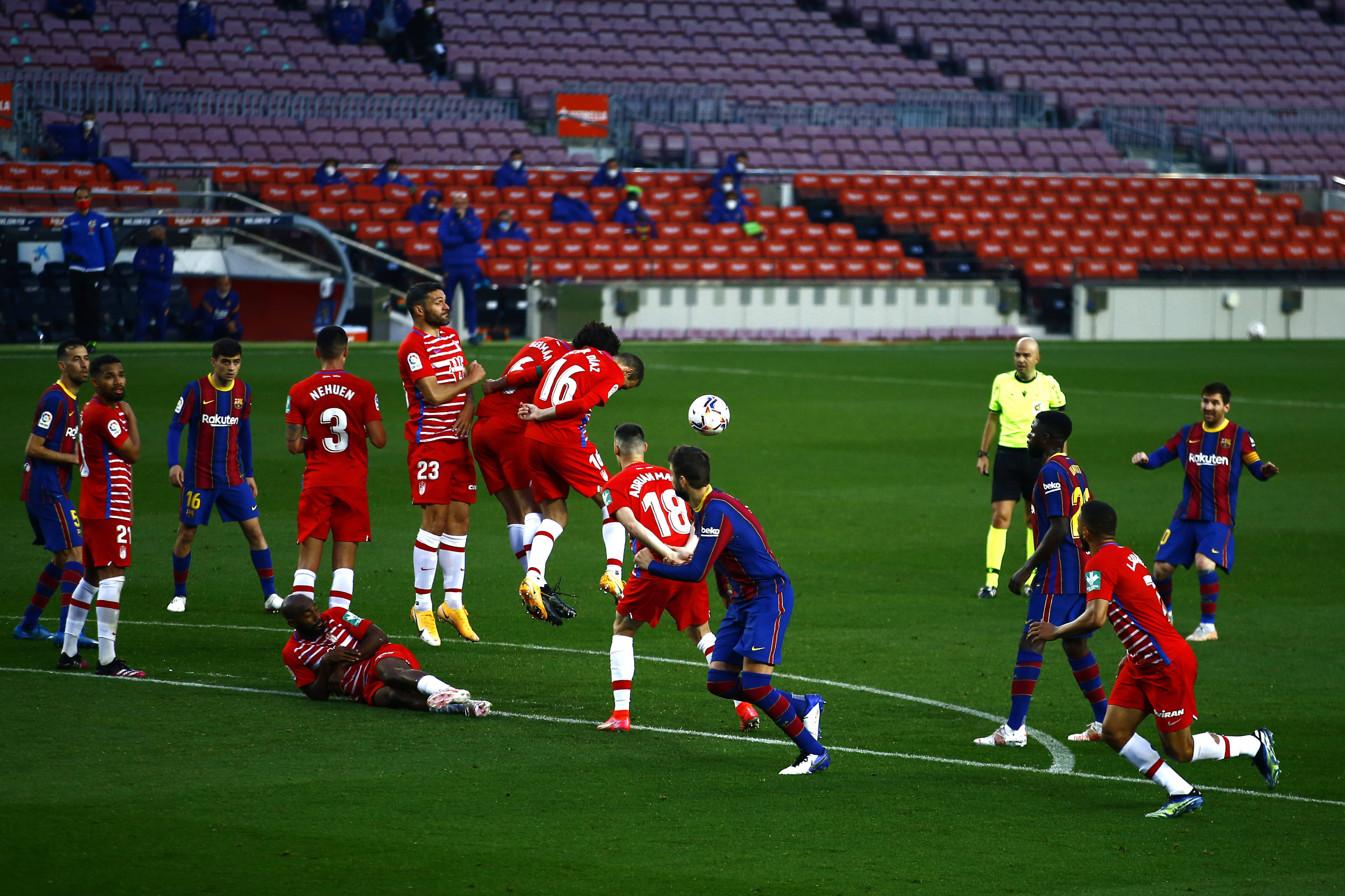 强强对抗,史诗级足球比赛的精彩瞬间的简单介绍 强强对抗,史诗级足球比赛的精彩瞬间的简单介绍