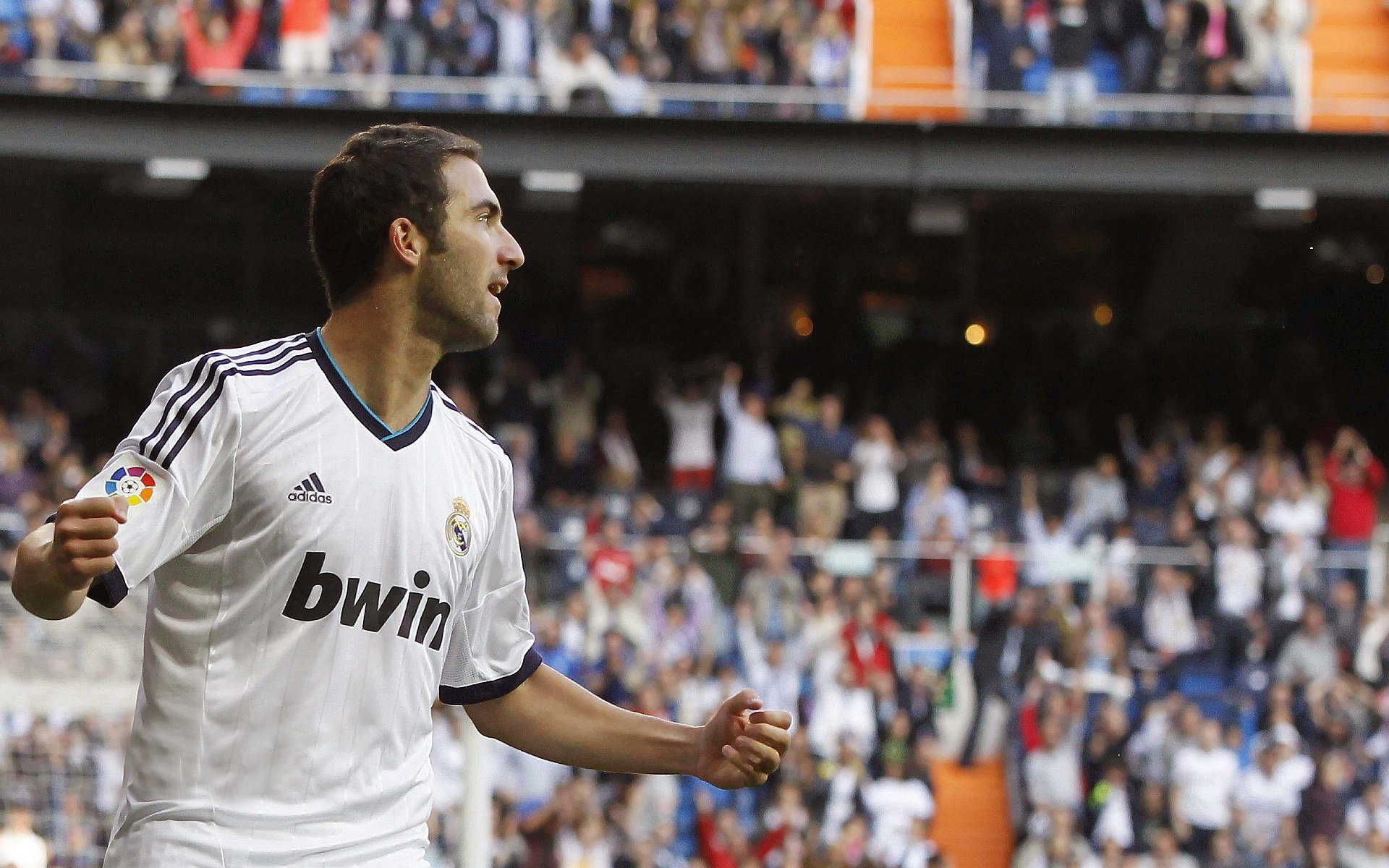 玻利维亚的魔笛,当万达大都会球场响起高原战歌