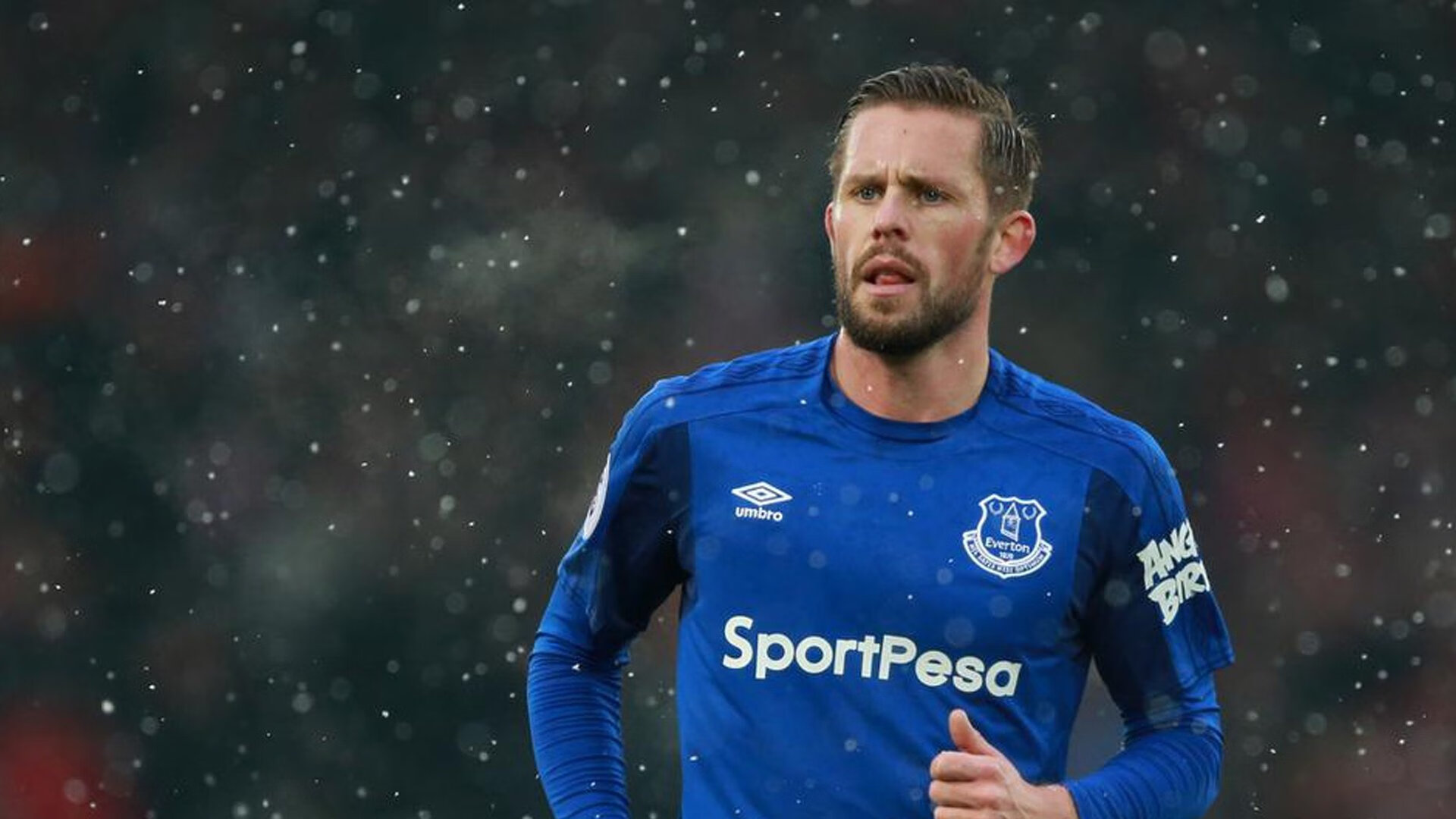 双城记,伊斯坦布尔引擎咆哮,罗马狼烟逆风翻盘—新赛季的逆转狂想曲