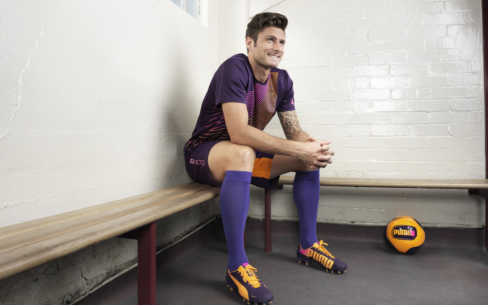 马来旋风席卷曼谷,黄鸭组合闪耀东南亚