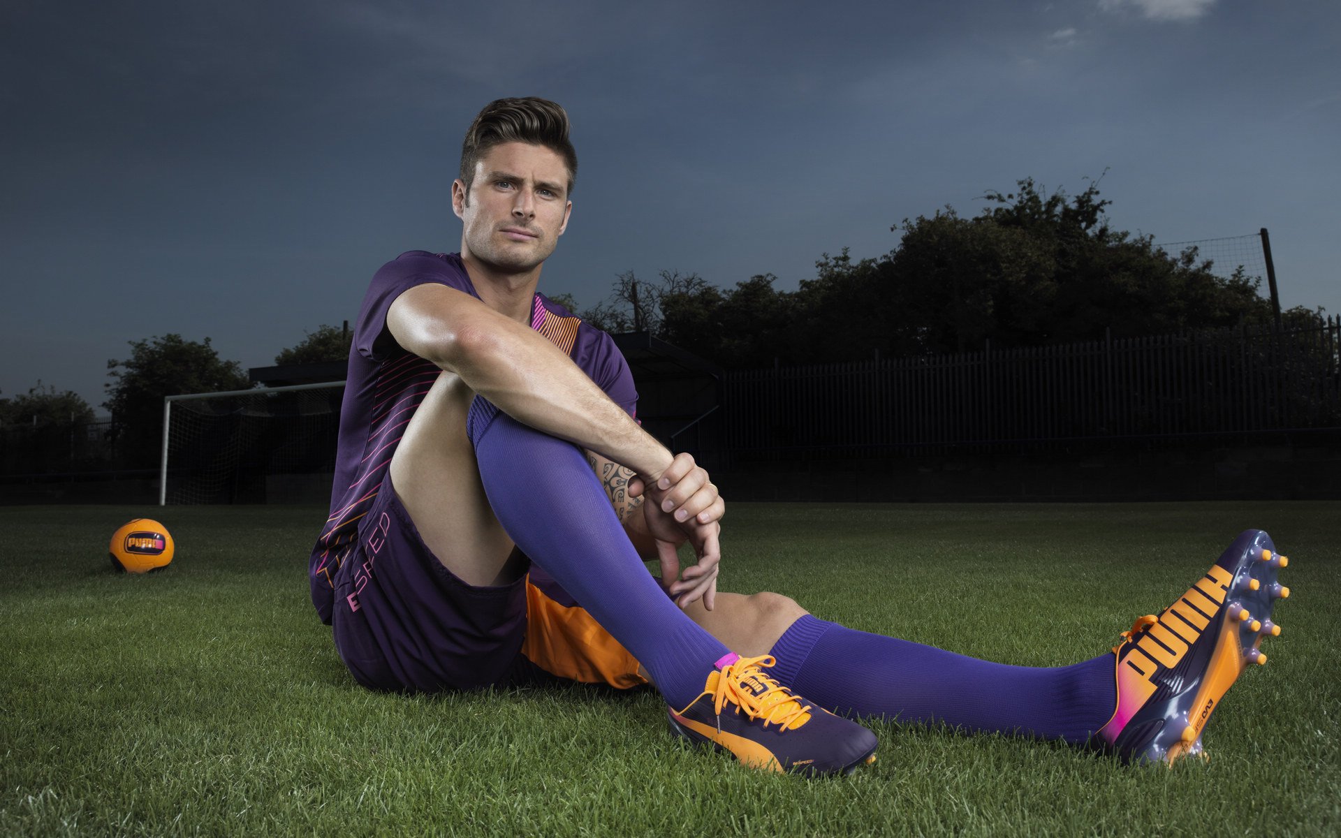 马来旋风席卷曼谷,黄鸭组合闪耀东南亚