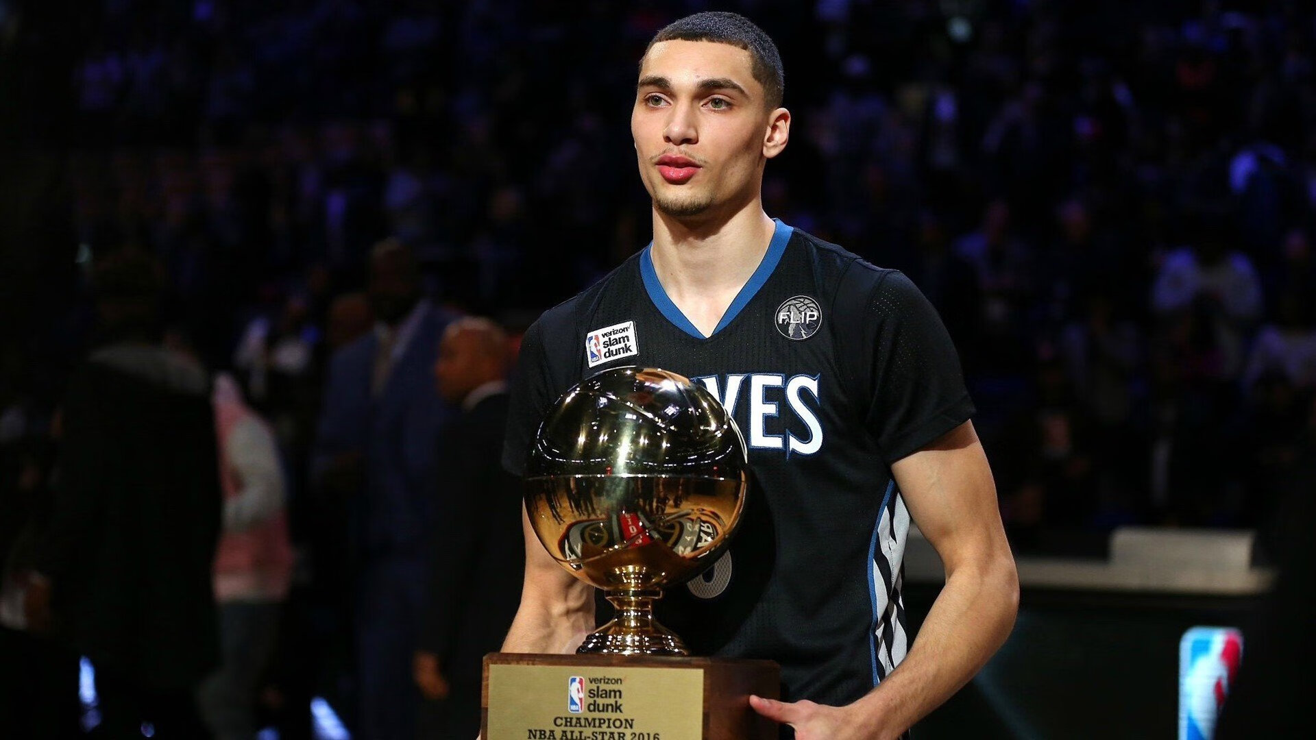 隔空博弈，公牛险胜新疆，孙铭徽用纪录诠释何为最佳代言